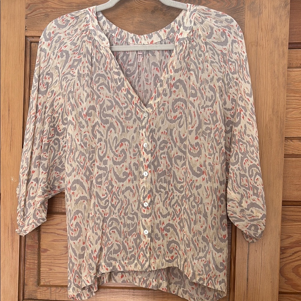 ESQUALO Red and Cream Relaxed Blouse with Mandarin Collar